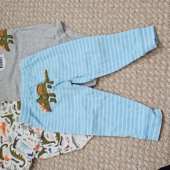 Carter's Outfit Bundle - Picture 5 of 13